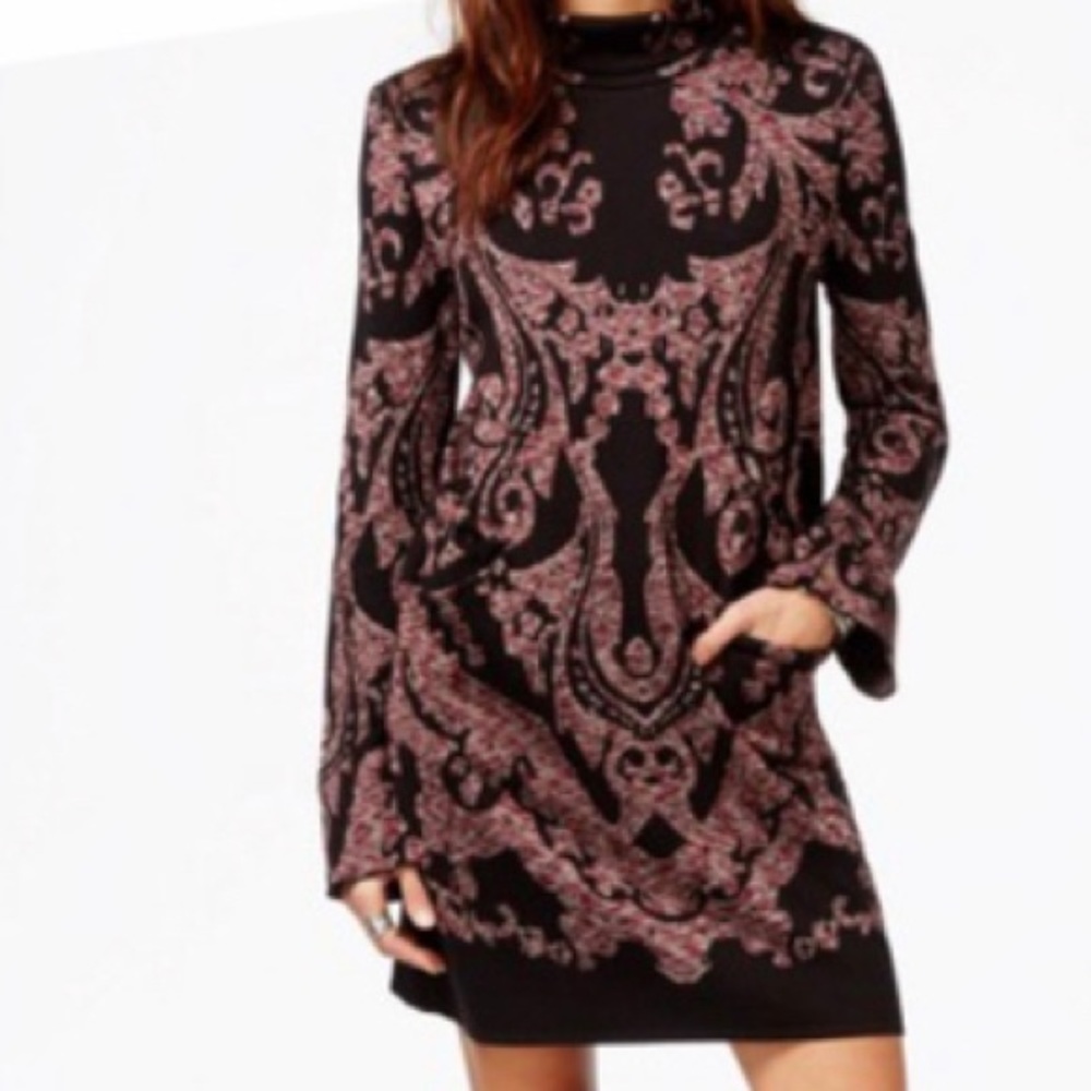 Free People “Modern Love” Tunic dress by Free People with Bell sleeves Size M - Picture 2 of 6